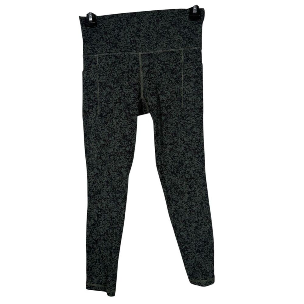 Athleta Womens Salutation Stash Pocket 7/8 Leggings Sz XS Green Black Stretchy